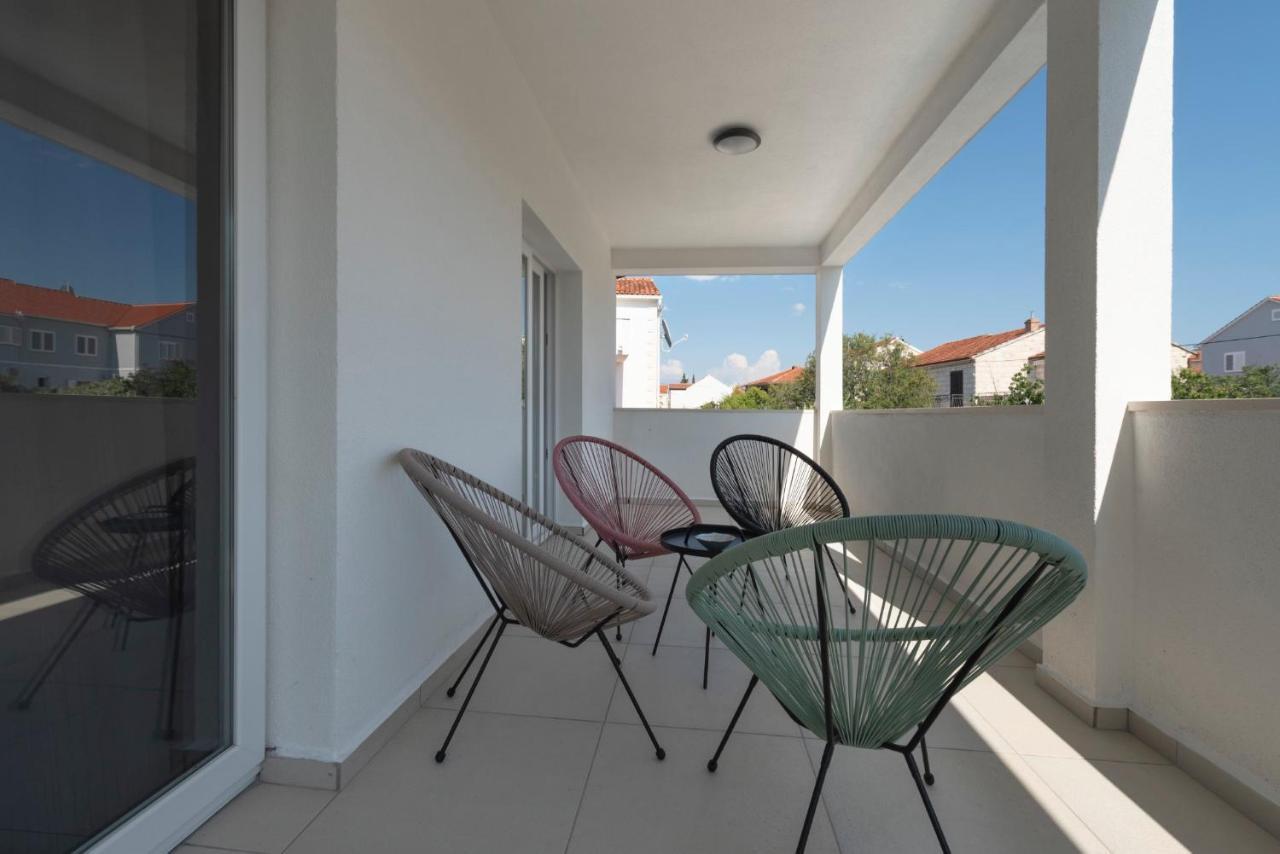 Holiday Home Lana Supetar Exterior photo